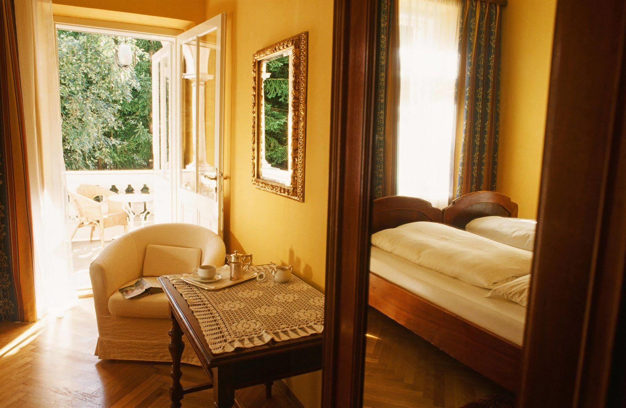 Excelsior & Kurhaus 3*